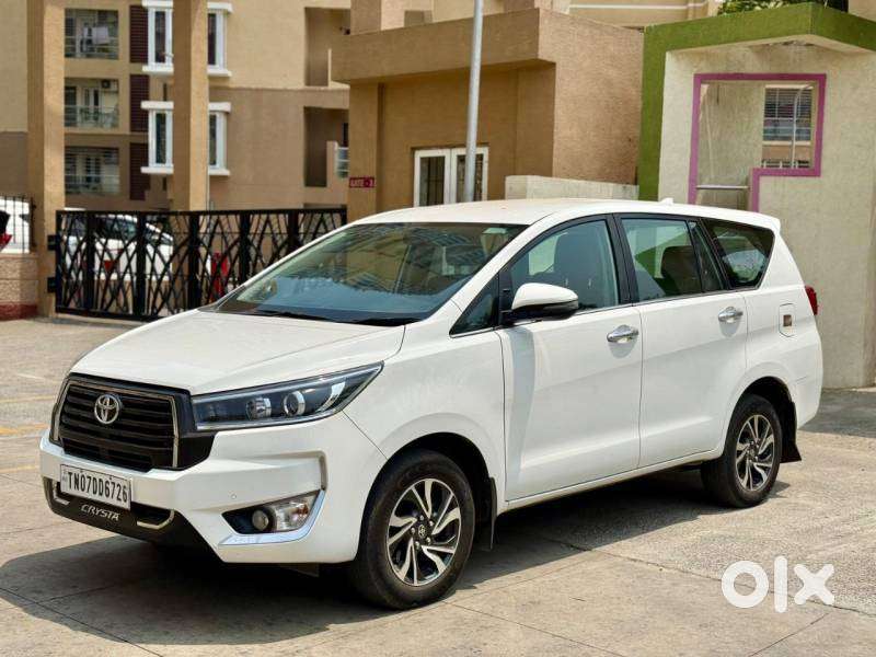 Toyota Innova Crysta 2.4 V 7 Str, 2023, Diesel