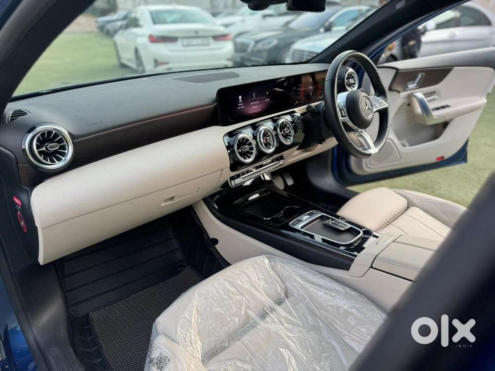 Mercedes-benz A-class Limousine 200, 2024, Petrol