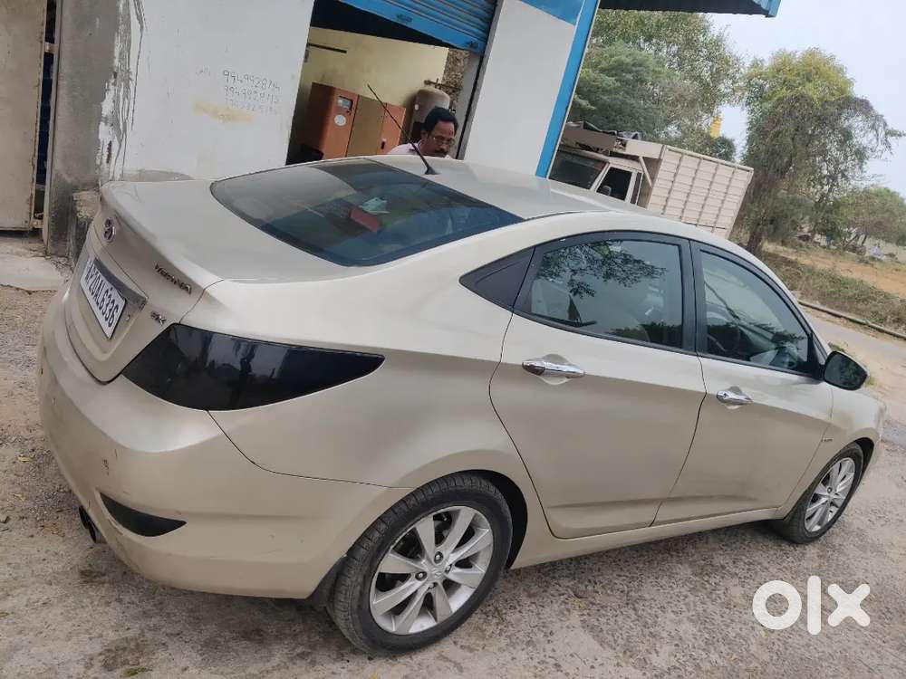 Hyundai Fluidic Verna 2012 Diesel 130300 Km Driven