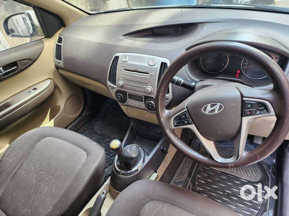 Hyundai I20 Petrol Spotz, 2011, Petrol
