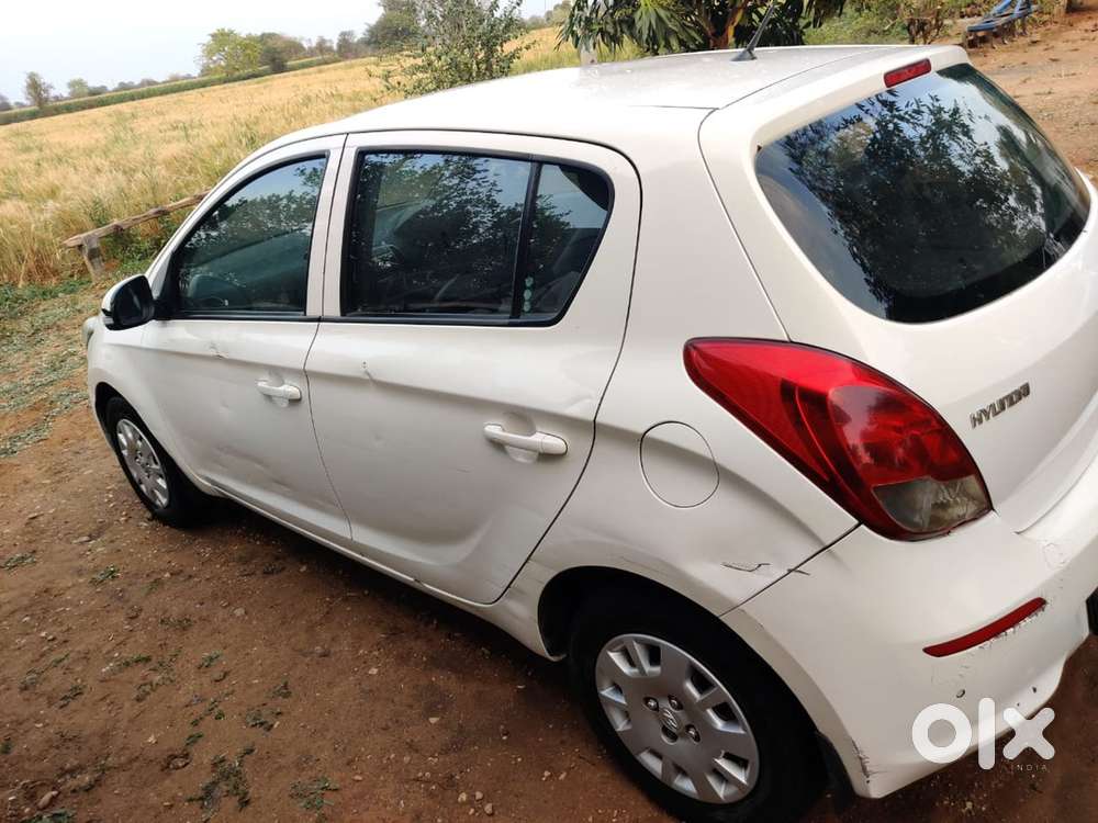 Hyundai I20 2013 Cng & Hybrids Well Maintained