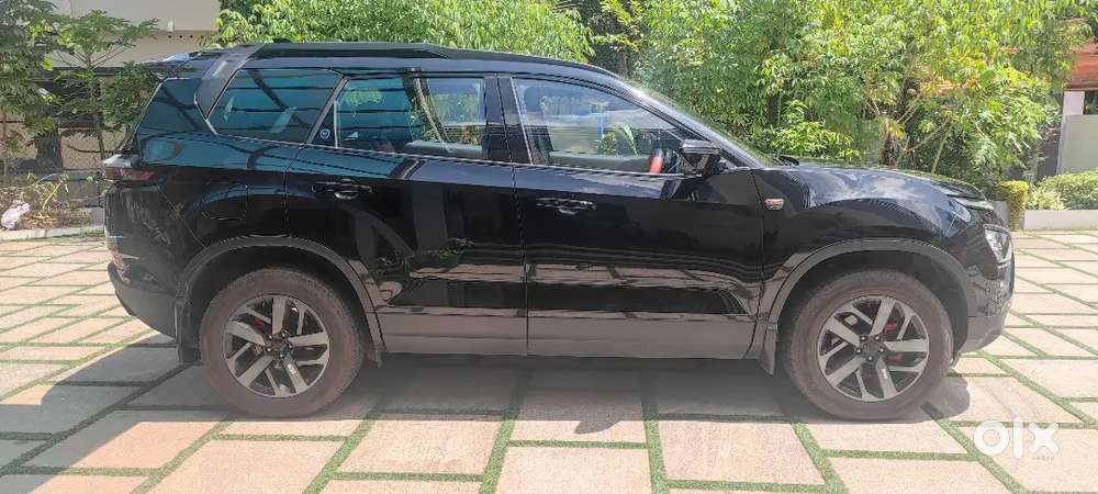 Tata Safari Red Dark Edition 2023 Model- 1st Owner - For Sale