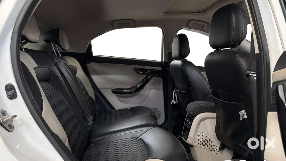 Tata Nexon 1.2 Revotron Xz Plus, 2022, Petrol