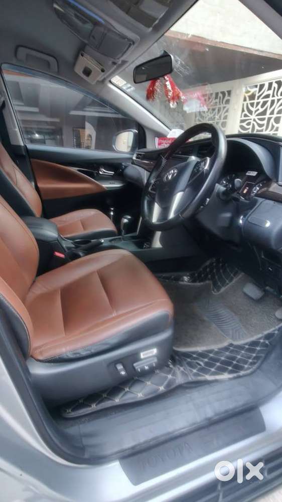 Toyota Innova Crysta 2.8 Zx At 7 Seater, 2018, Diesel