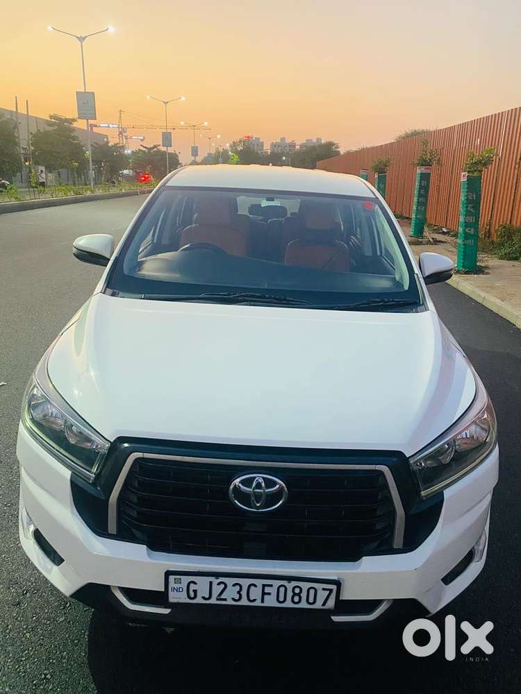 Toyota Innova Crysta 2.4 G Mt 7 Str, 2023, Diesel