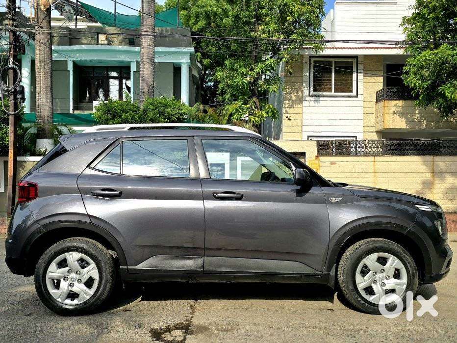 Hyundai Venue S Turbo Dct, 2021, Petrol