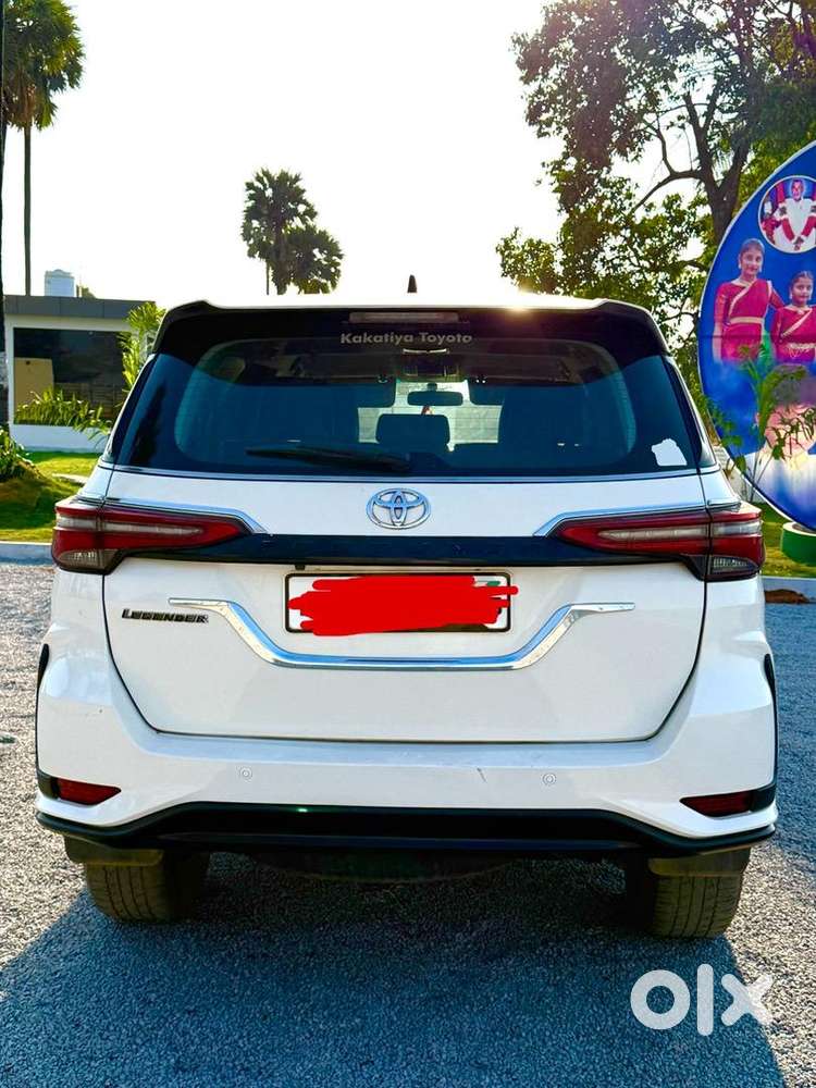 Toyota Fortuner 2018 Diesel 220000 Km Driven