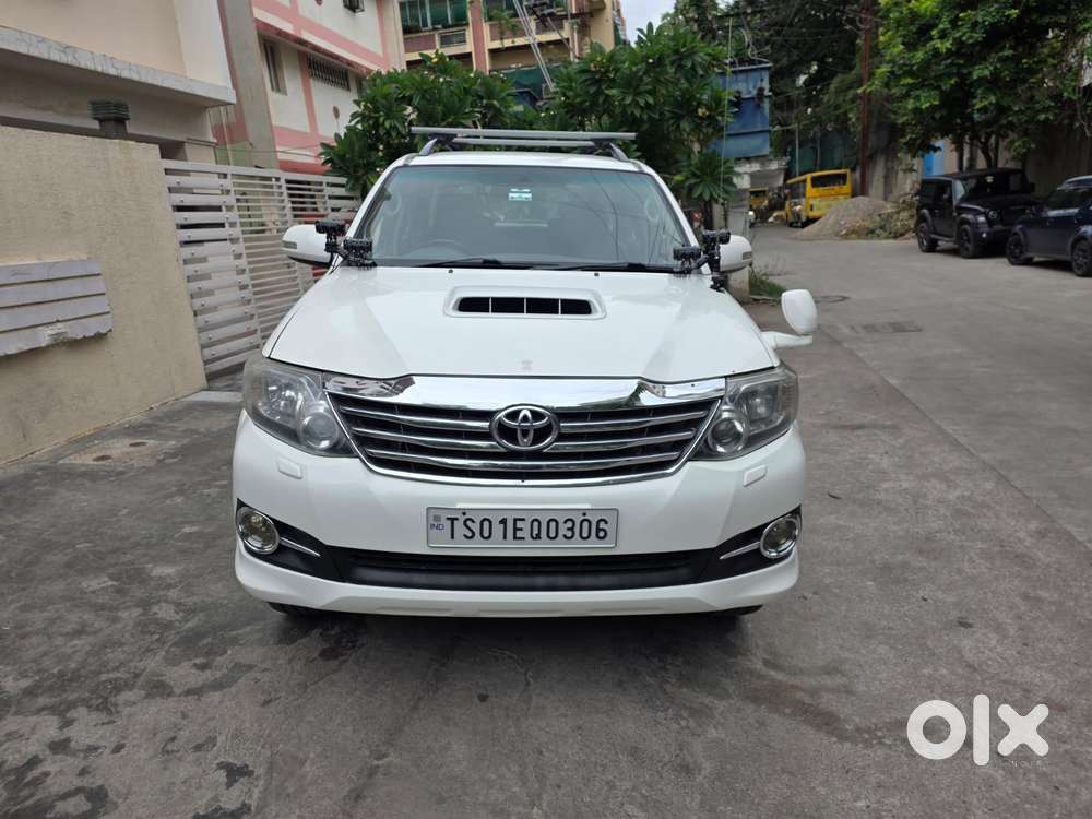 Toyota Fortuner 4x4 At, 2013, Diesel
