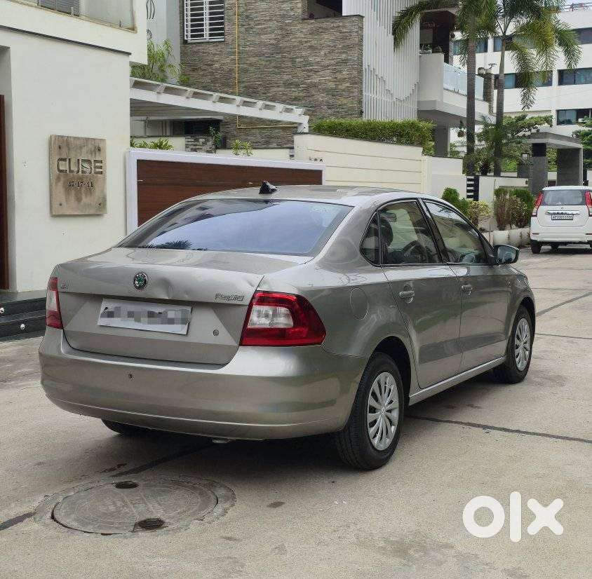 Skoda Rapid 1.6 Mpi Ambition, 2012, Petrol