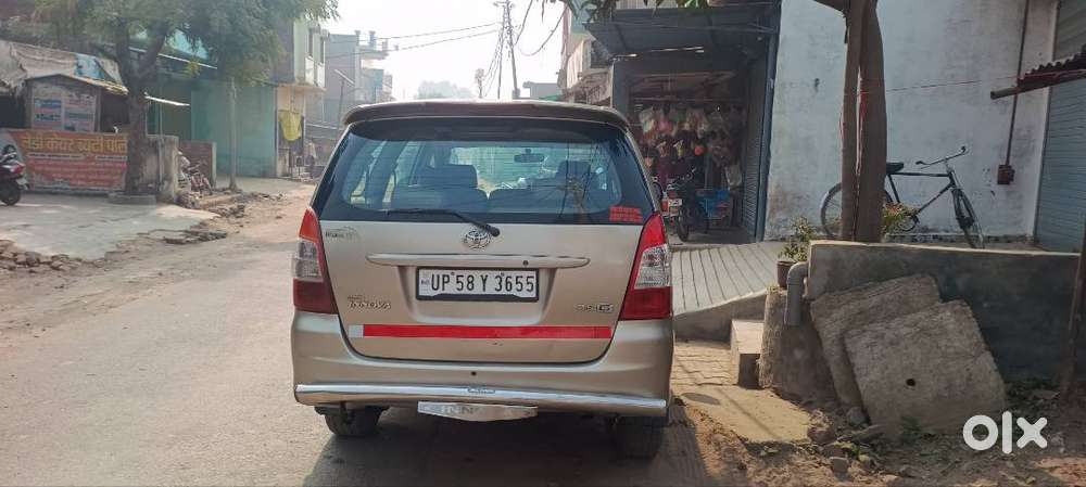 Toyota Innova 2011 Diesel Well Maintained