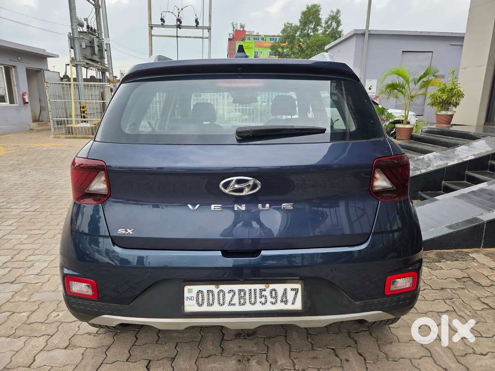 Hyundai Venue Sx (o) Mt 1.5 Diesel, 2021, Diesel