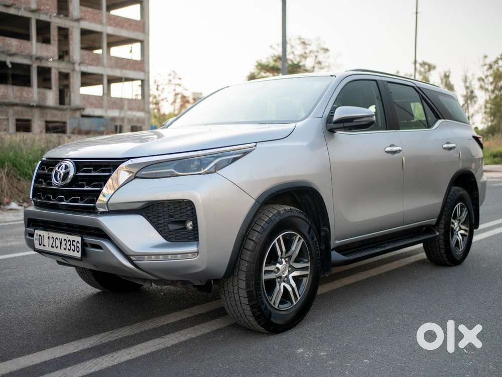 Toyota Fortuner 4x2 At 2.7 Petrol, 2022, Petrol