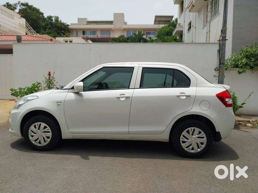 Maruti Suzuki Swift Dzire 1.2 Lxi Bsiv, 2016, Petrol