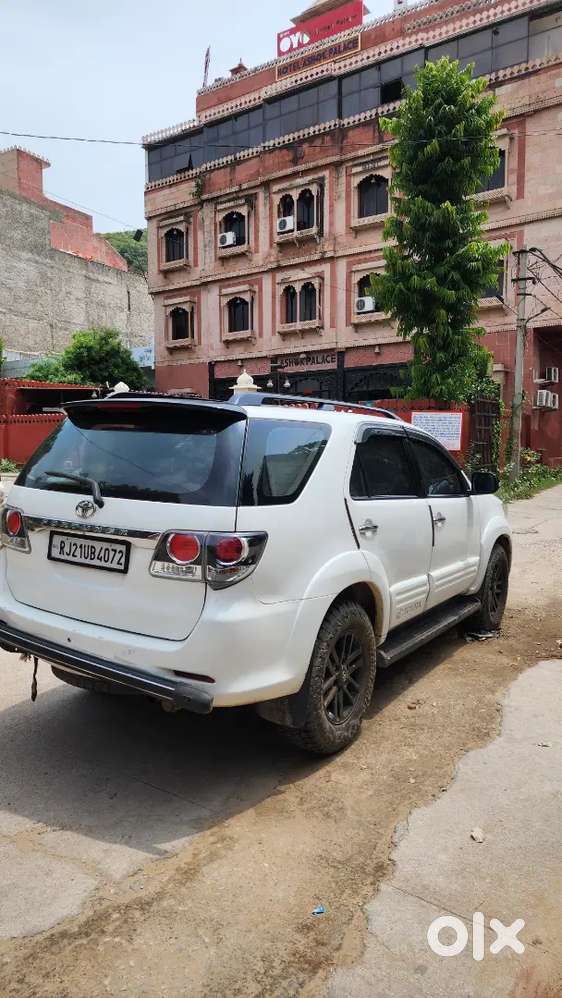 Toyota Fortuner 2013 4x2 Manual