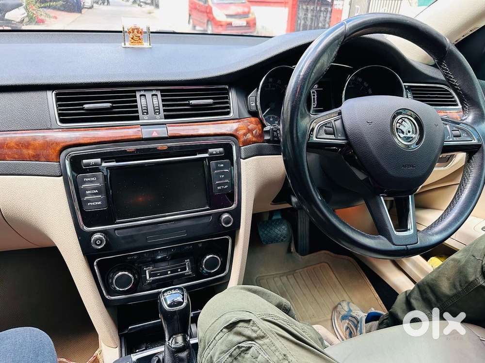 Skoda Superb 2013-2015 Elegance 2.0 Tdi Cr At, 2014, Diesel