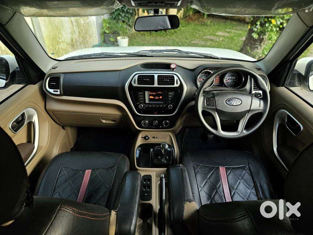 Mahindra Tuv 300 T8 Amt, 2017, Diesel