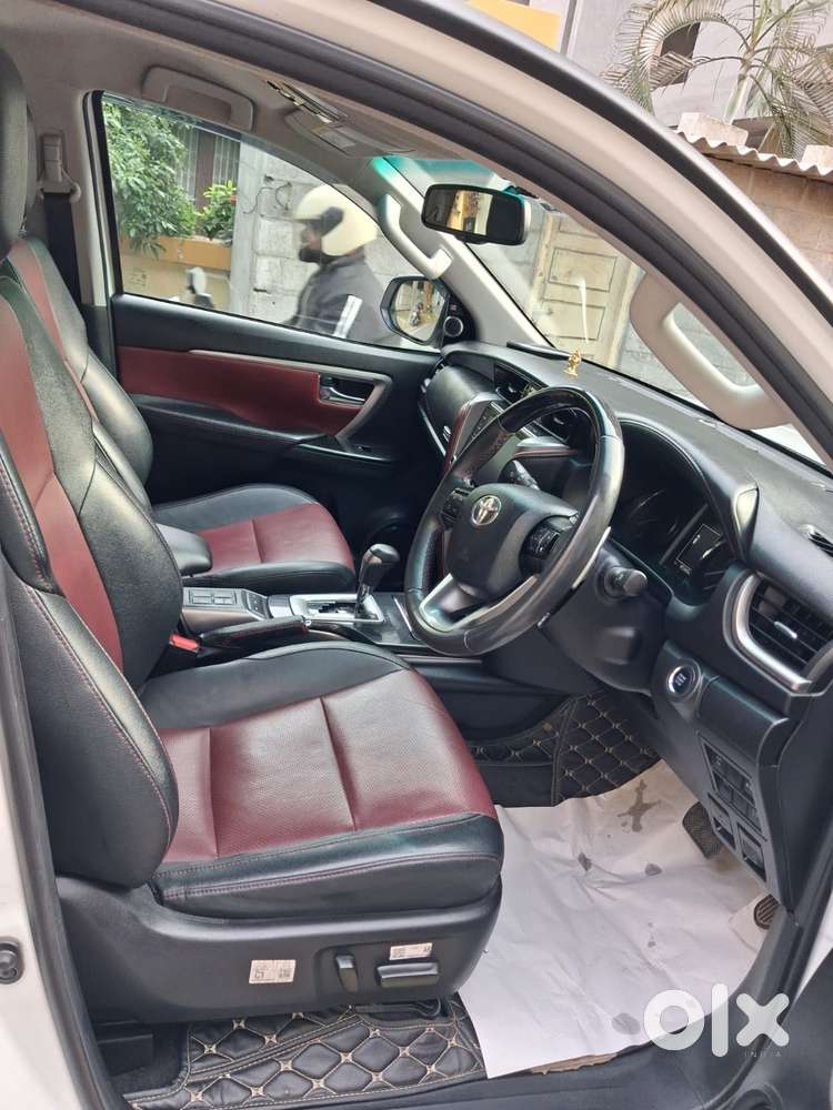 Toyota Fortuner 2.8 Legender 4x4, 2024, Diesel