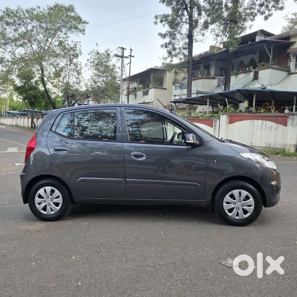 Hyundai I10 Sportz Automatic 2011 Aug.