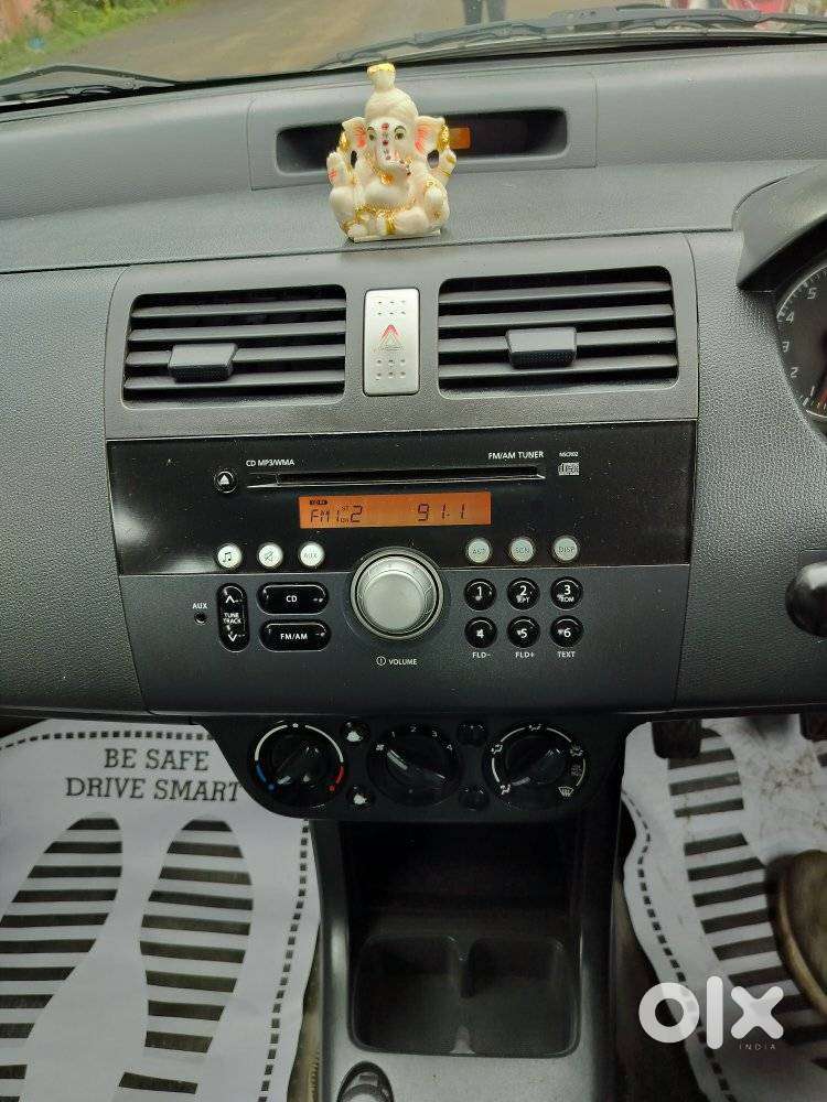 Maruti Suzuki Swift Dzire 1.2 Vxi Bsiv, 2011, Petrol