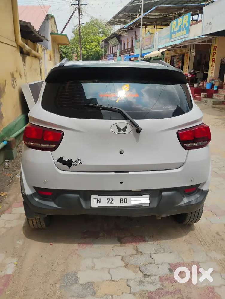 Mahindra Kuv100 Nxt 2016 Diesel 6 Str