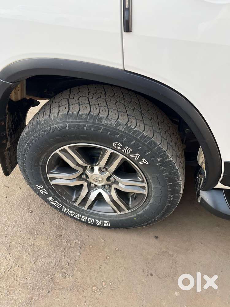Toyota Fortuner [2021-ongoing] 2.8 2wd Diesel Mt, 2021, Diesel