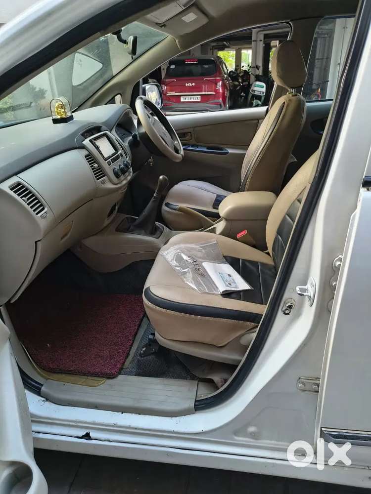 Toyota Innova 2013 Diesel 4th Owner