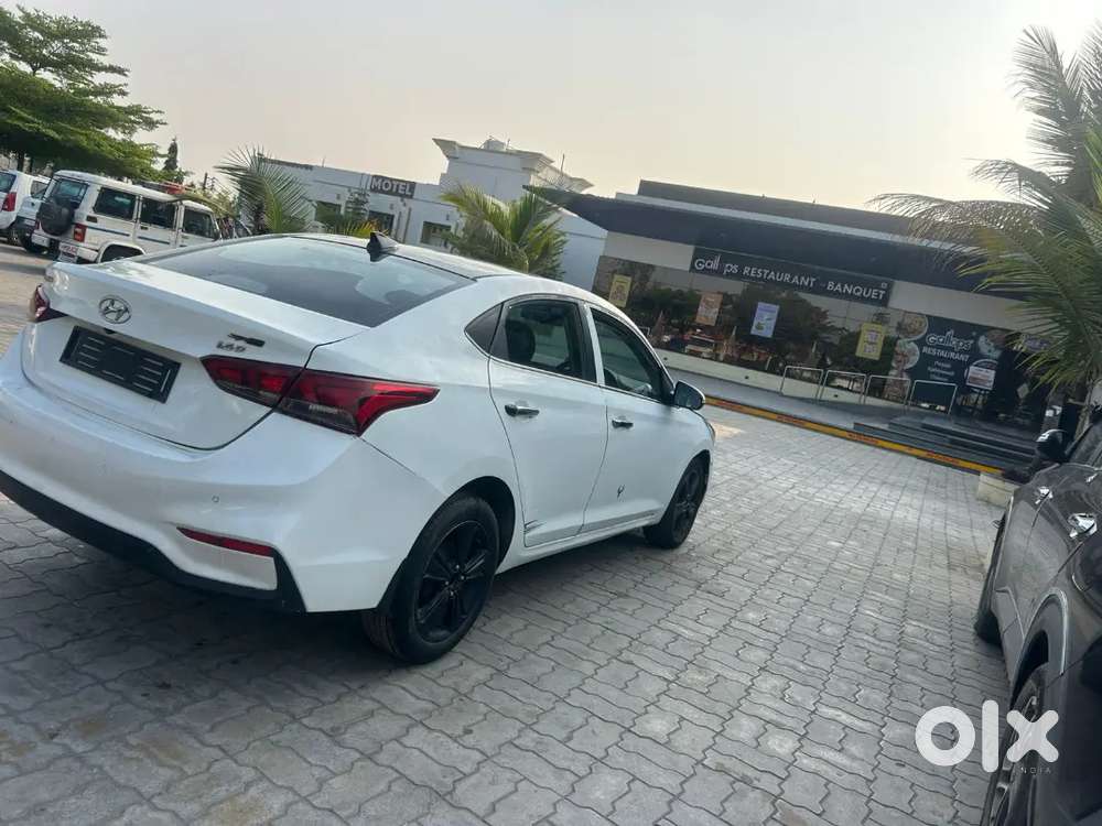 Hyundai Verna 2018 Diesel 93000 Km Driven