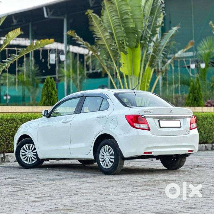 Maruti Suzuki Swift Dzire Vxi(o) Amt, 2017, Petrol