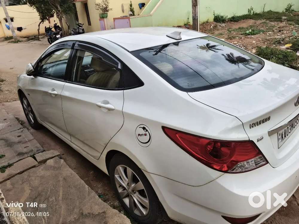 Verna 1.6 Petrol Engine Good In Condition Will Maintained Track