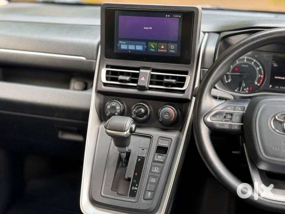 Toyota Innova Hycross 2.0 Gx 7 Str, 2023, Petrol