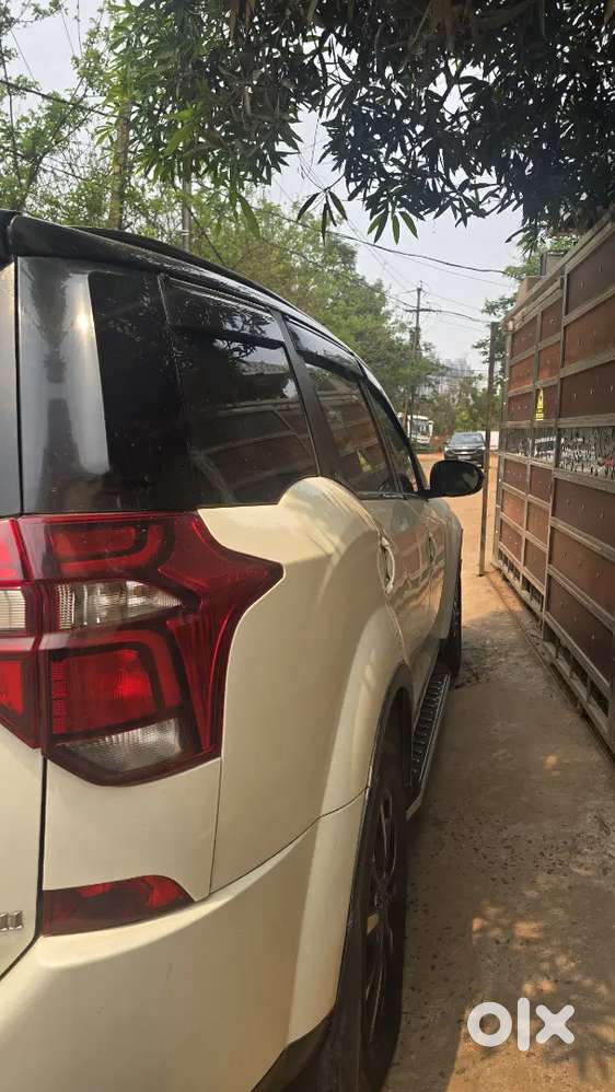Mahindra Xuv500 2018 Diesel Well Maintained