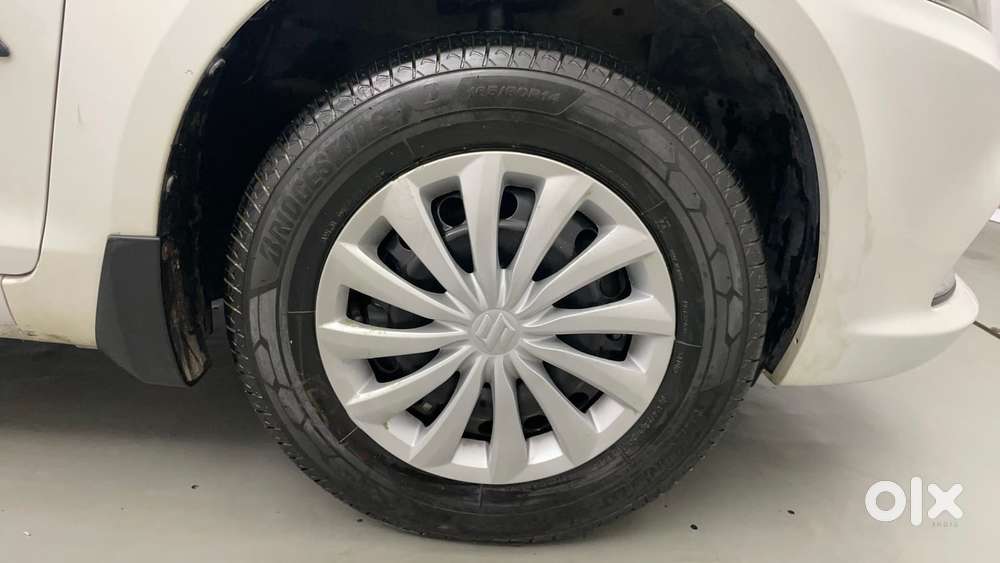 Maruti Suzuki Swift Dzire 1.3 Vxi, 2015, Petrol