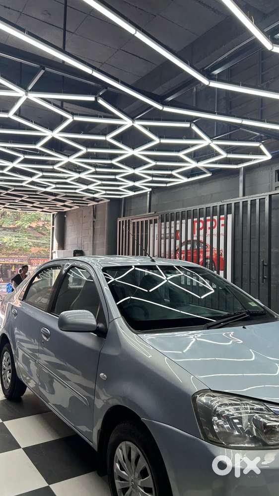 Toyota Etios, 2011, Petrol