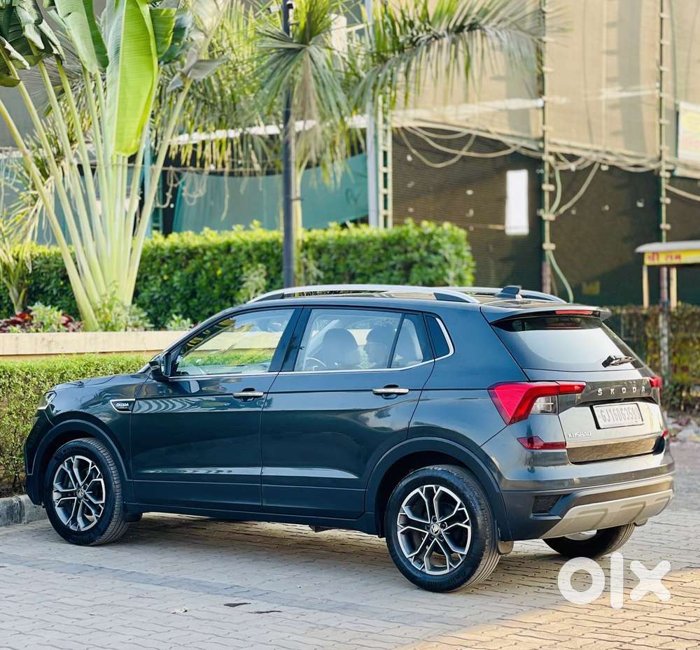 Skoda Kushaq 1.0 Tsi Style At (6 Airbags), 2022, Petrol