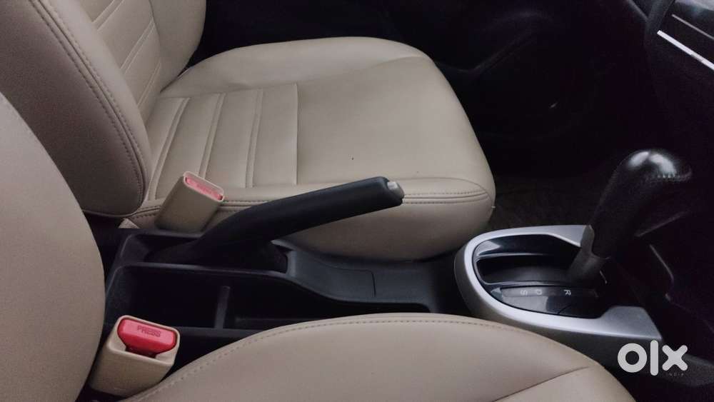 Honda Jazz 1.2 V At I Vtec, 2016, Petrol