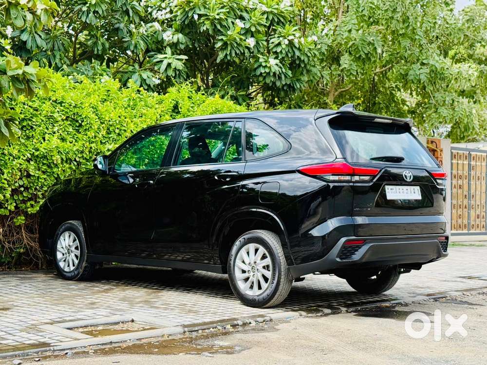 Toyota Innova Hycross 2.0 Gx 7 Str, 2023, Petrol