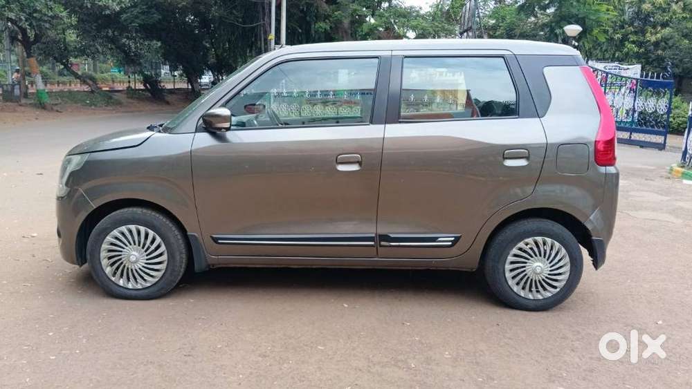 Maruti Suzuki Wagon R Zxi Amt 1.2, 2020, Petrol