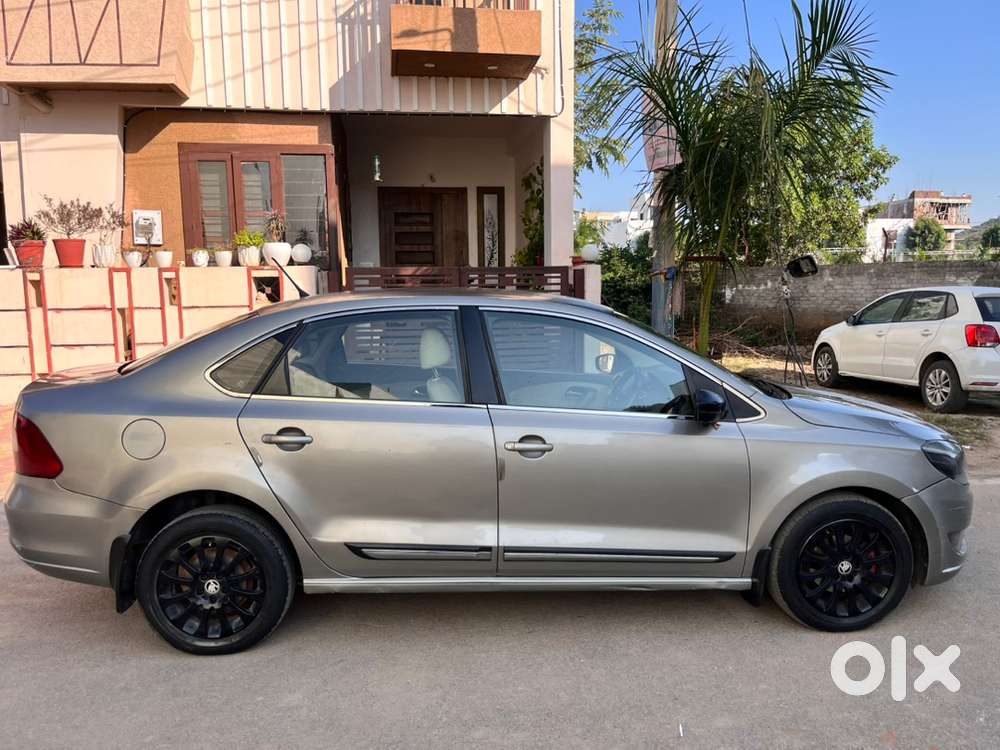 Skoda Rapid Dec 2015 Diesel Well Maintained
