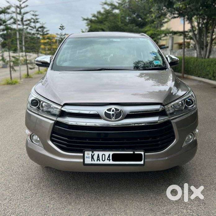 Toyota Innova Crysta 2.8z Automatic, 2017, Diesel