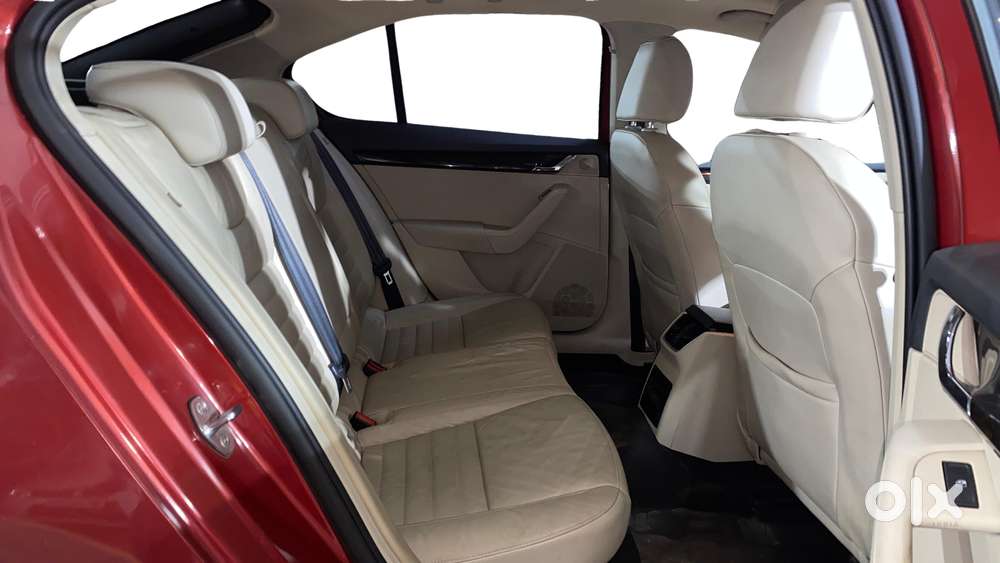 Skoda Octavia 1.8 Tsi Style Plus At, 2016, Petrol