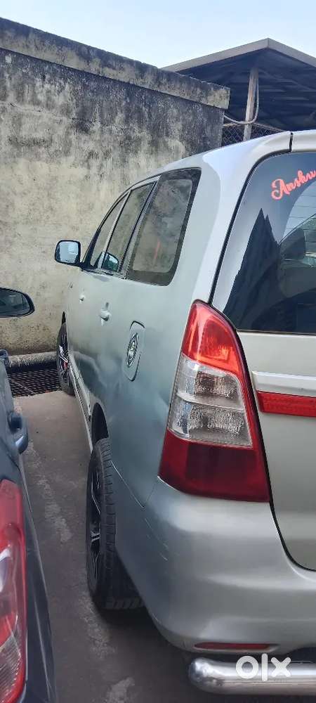 Toyota Innova 2014