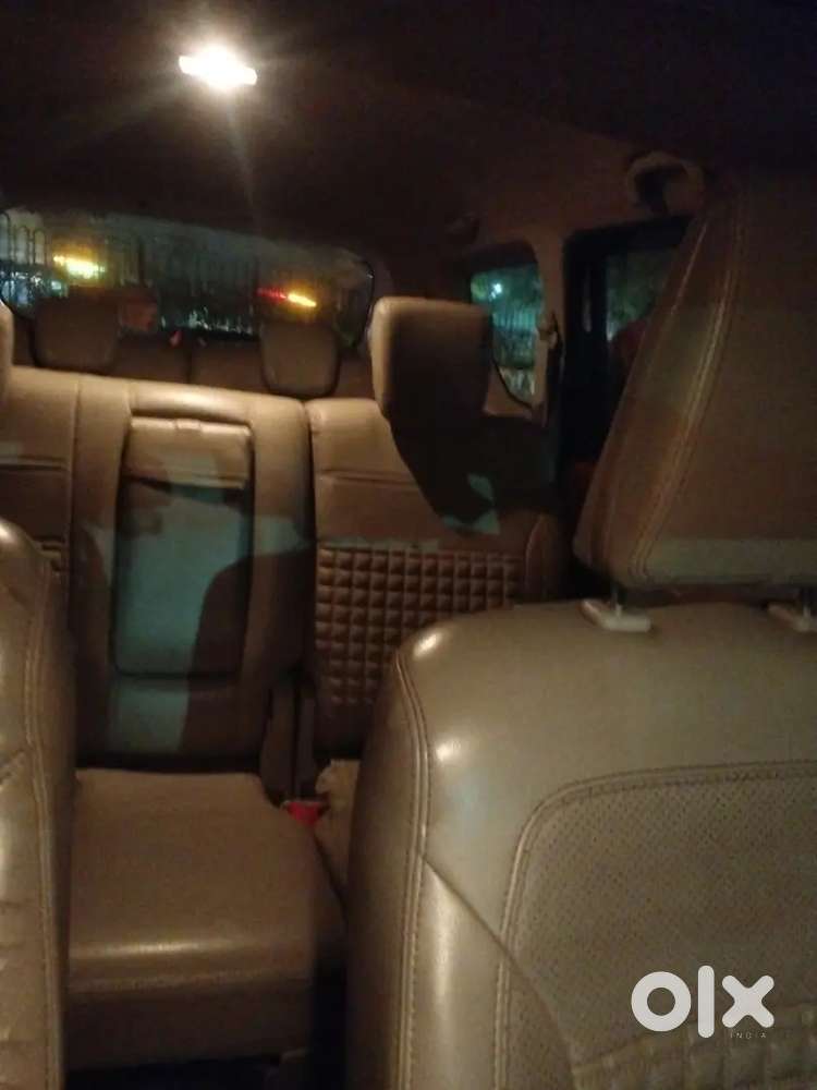 Maruti Suzuki Ertiga Zxi Cng 2023