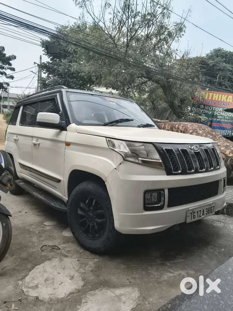 Mahindra Tuv 300 2016 Diesel 97000 Km Driven