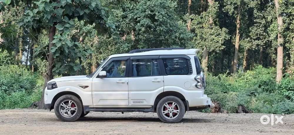 Mahindra Scorpio Classic 2015
