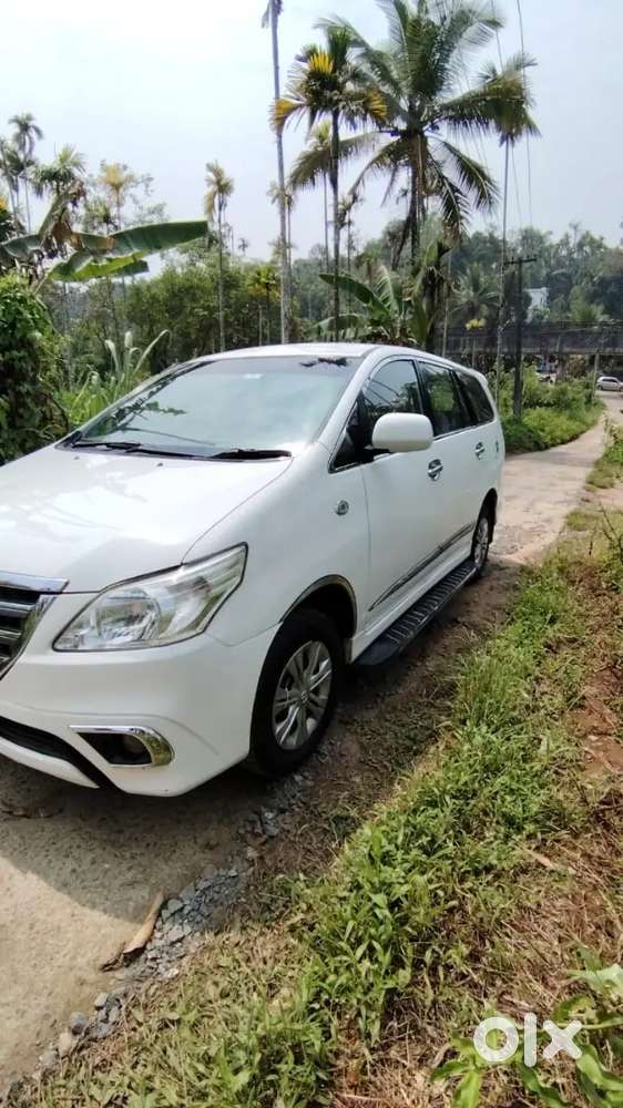 Toyota Innova 2012 Diesel 198000 Km Driven Good Condition Reregisterd