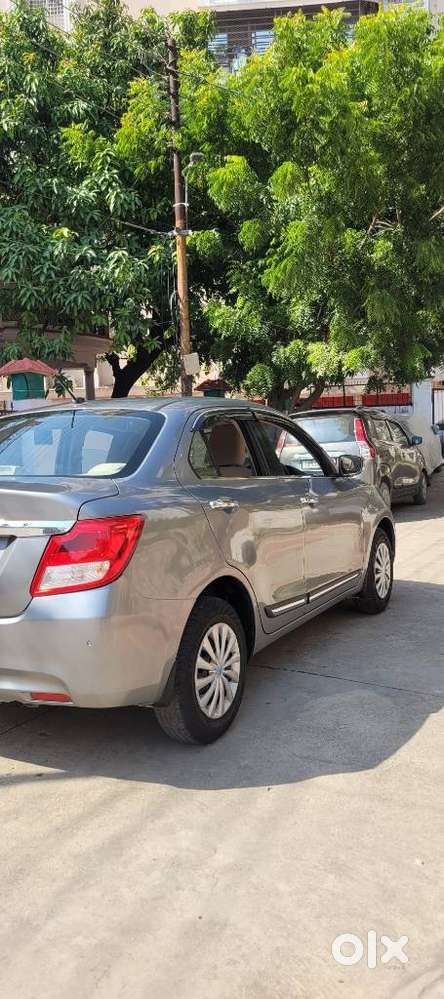 Maruti Suzuki Dzire 1.2 Vxi Amt, 2022