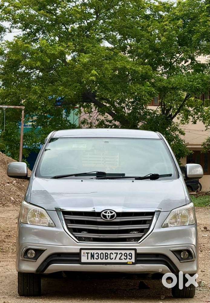 Toyota Innova 2.5 G (diesel) 7 Seater Bs Iv, 2015, Diesel