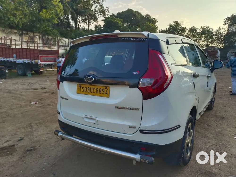 Mahindra Marazzo Diesel 2020