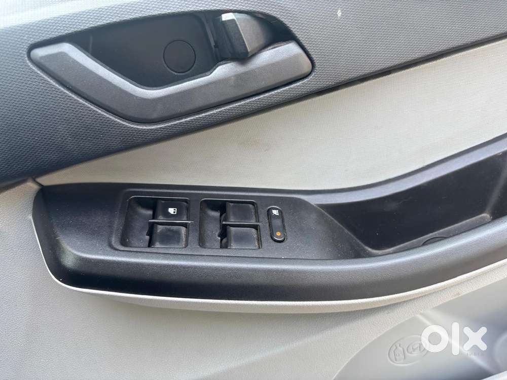 Tata Tiago 1.2 Revotron Xm Cng, 2024, Cng & Hybrids