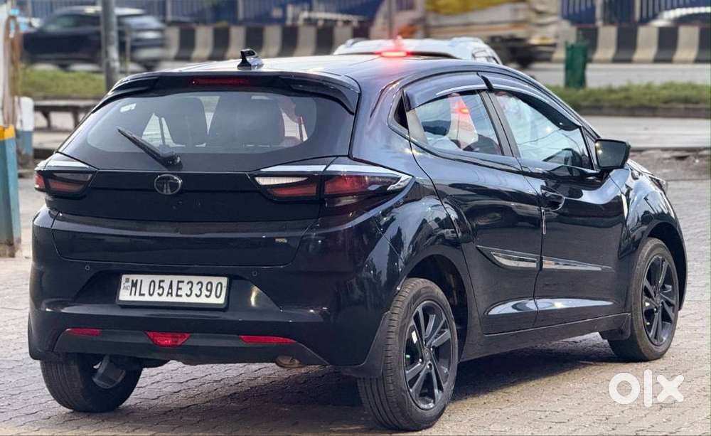 Tata Altroz Xz Plus (s) Dark Edition, 2025, Petrol